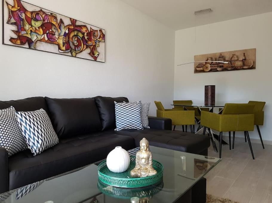 Beautiful Apartment In La Carihuela, Torremolinos Exterior photo